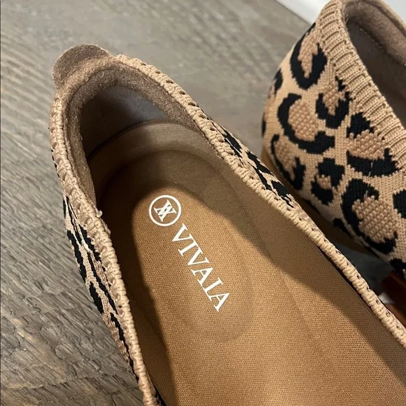 Vivaia Pointed-Toe Ballet Flats Dark Leopard Size EU 40 US 9 - Picture 3 of 13